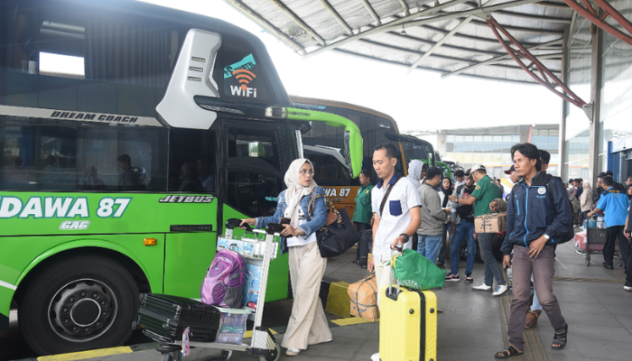 Terminal Pulo Gebang Siap Hadapi Puncak Arus Mudik Lebaran 2025
